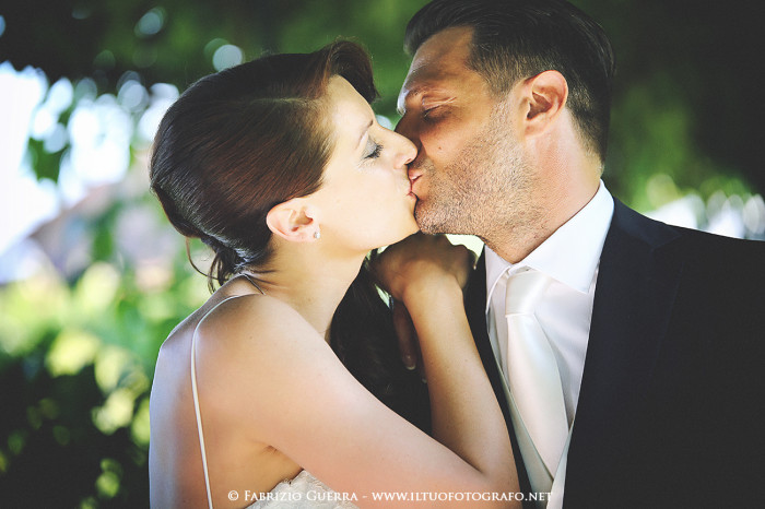 matrimonio-torcello-bacio-sposi